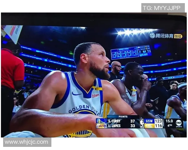 勇士与骑士激战1月17日NBA赛场再现经典对决引发球迷热议 勇士与骑士激战1月17日NBA赛场再现经典对决引发球迷热议